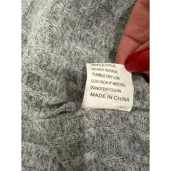 Gray Ribbed Long Sleeve Scoop Neck Soft Stretch Sweater XL EUC - Picture 6 of 7